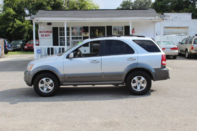 2005 Kia Sorento Crew Cab 126.0 WB 1SC LS Z85