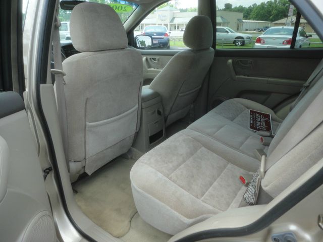 2005 Kia Sorento Unknown