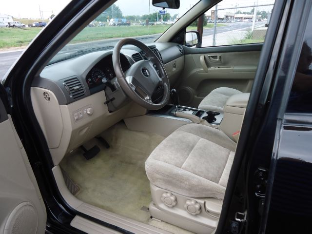 2005 Kia Sorento 4x4 Styleside Lariat