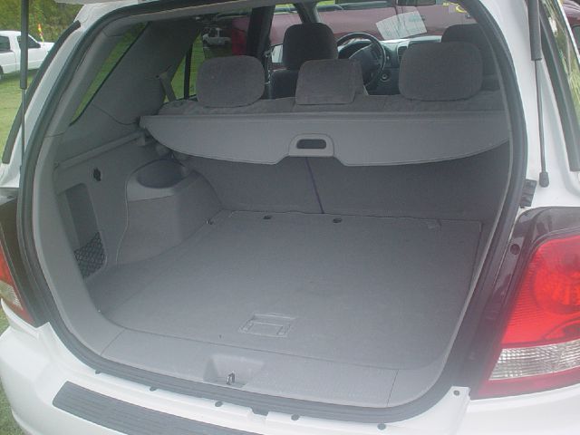 2005 Kia Sorento LS Truck