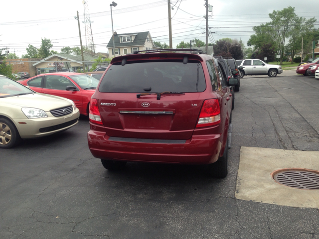 2005 Kia Sorento 4x4 Styleside Lariat