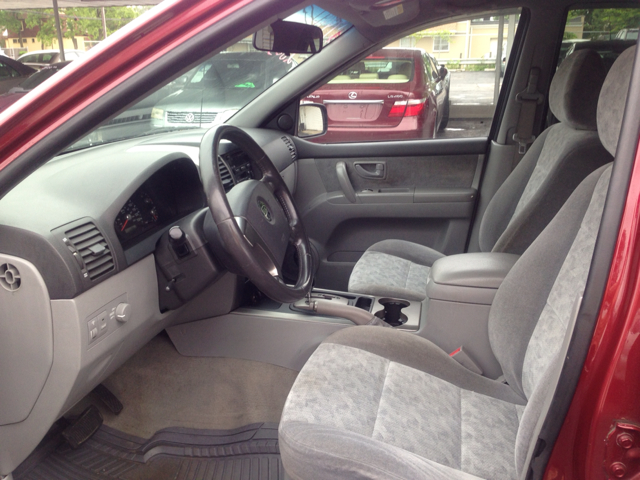 2005 Kia Sorento 4x4 Styleside Lariat