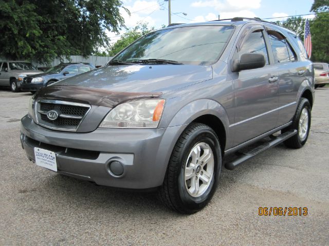 2005 Kia Sorento Crew Cab 126.0 WB 1SC LS Z85