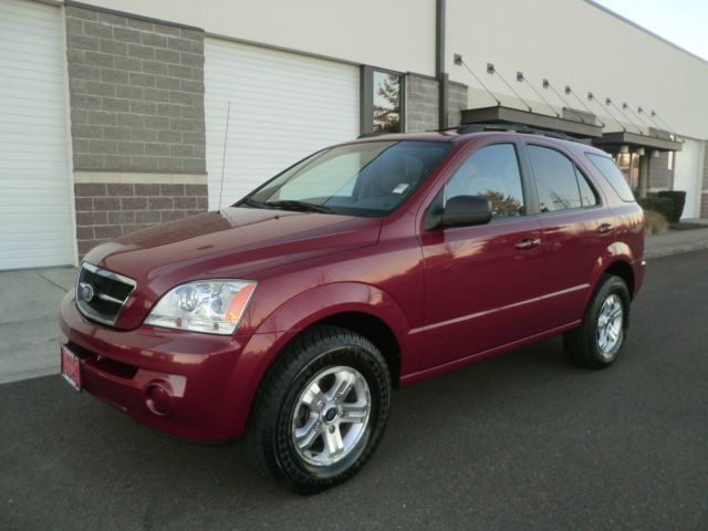 2005 Kia Sorento LS Truck
