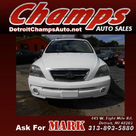 2005 Kia Sorento LS Truck