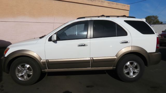 2006 Kia Sorento Crew Cab 126.0 WB 1SC LS Z85