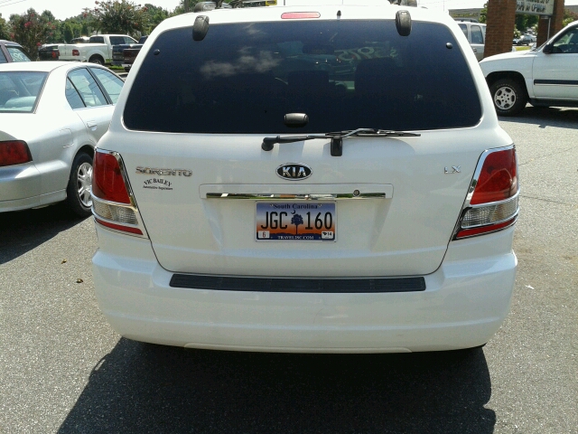 2006 Kia Sorento Elk Conversion Van