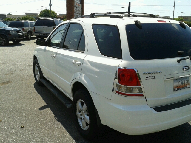 2006 Kia Sorento Elk Conversion Van