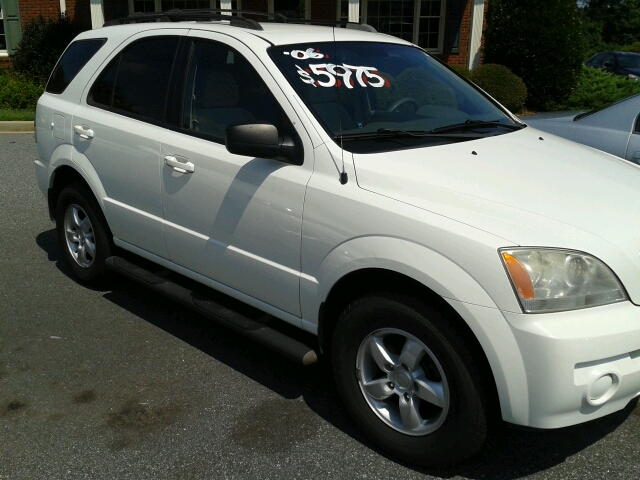 2006 Kia Sorento Elk Conversion Van