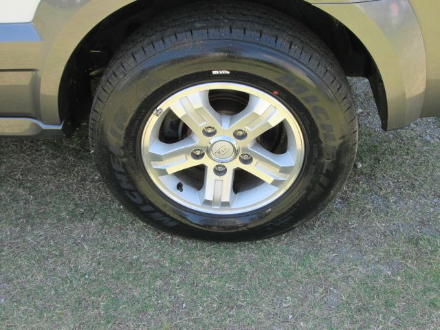 2006 Kia Sorento SLT 25