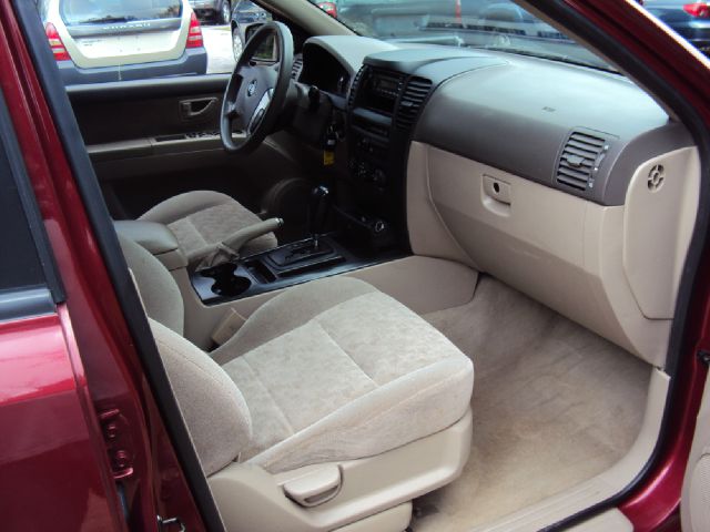 2006 Kia Sorento LS Truck