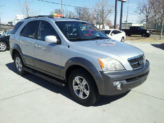 2006 Kia Sorento Crew Cab 126.0 WB 1SC LS Z85