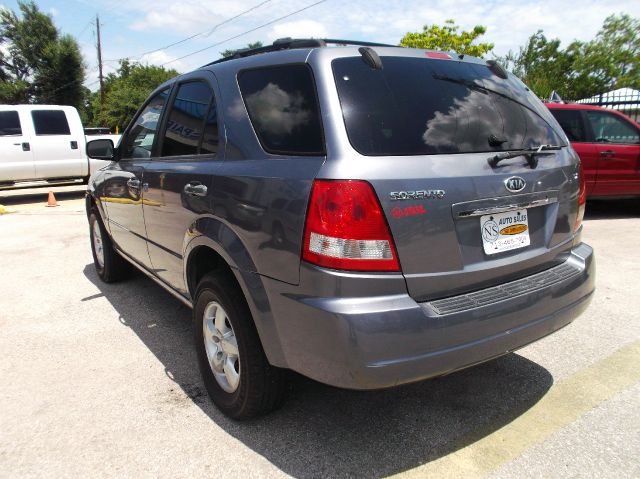 2006 Kia Sorento Crew Cab 126.0 WB 1SC LS Z85
