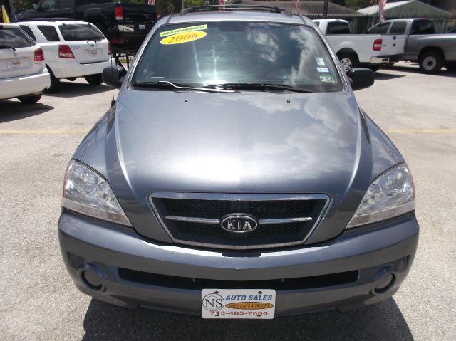2006 Kia Sorento Crew Cab 126.0 WB 1SC LS Z85