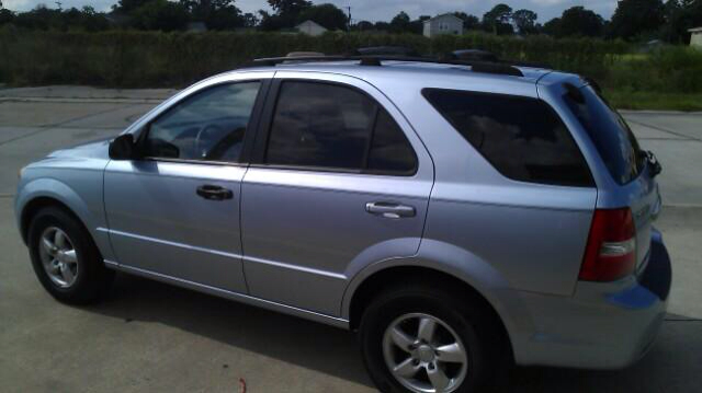 2007 Kia Sorento 4x4 Styleside Lariat
