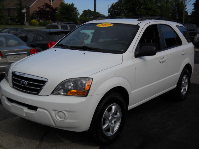 2007 Kia Sorento LS Truck
