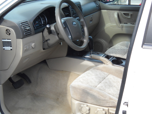 2007 Kia Sorento LS Truck
