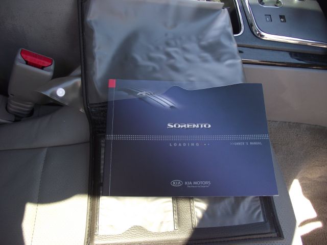 2007 Kia Sorento Crew Cab 126.0 WB 1SC LS Z85