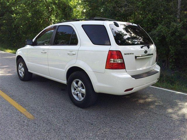 2007 Kia Sorento 4dr Sdn V6 CVT 3.5 SE Sedan