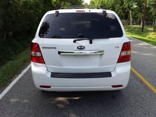 2007 Kia Sorento 4dr Sdn V6 CVT 3.5 SE Sedan