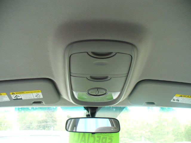 2008 Kia Sorento LS Truck