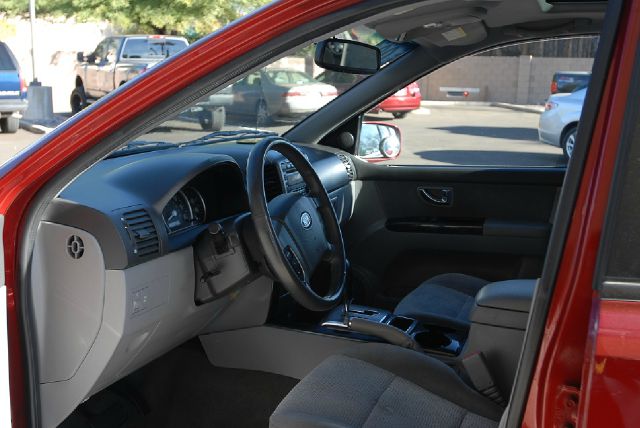 2008 Kia Sorento Crew Cab 126.0 WB 1SC LS Z85