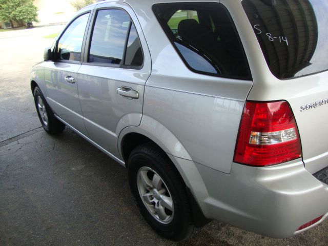 2008 Kia Sorento 4x4 Styleside Lariat
