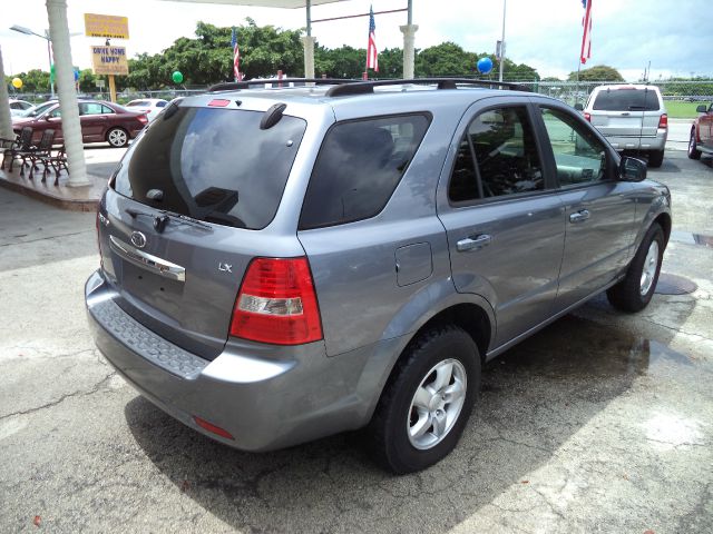 2008 Kia Sorento Base