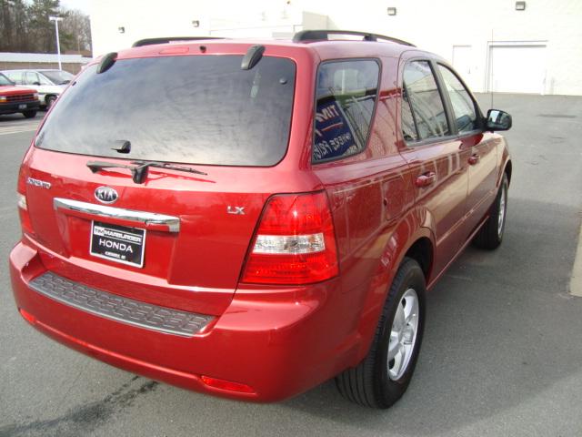 2008 Kia Sorento Elk Conversion Van