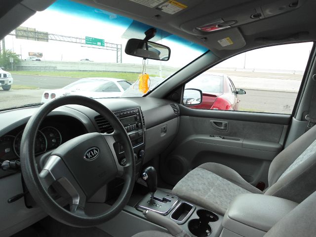 2008 Kia Sorento Unknown