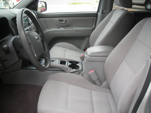 2009 Kia Sorento 2.5sone Owner