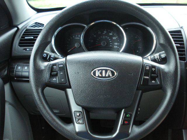 2011 Kia Sorento 4x4 Styleside Lariat