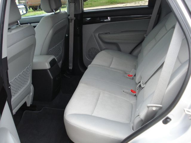 2011 Kia Sorento 4x4 Styleside Lariat