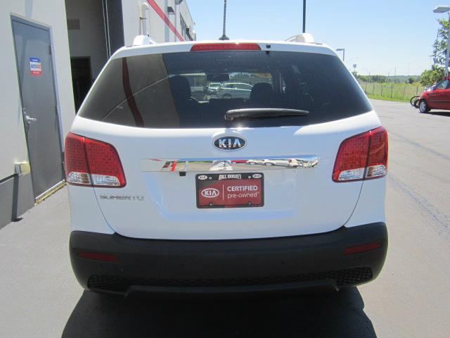 2011 Kia Sorento GLS Turbo Convertible 2D