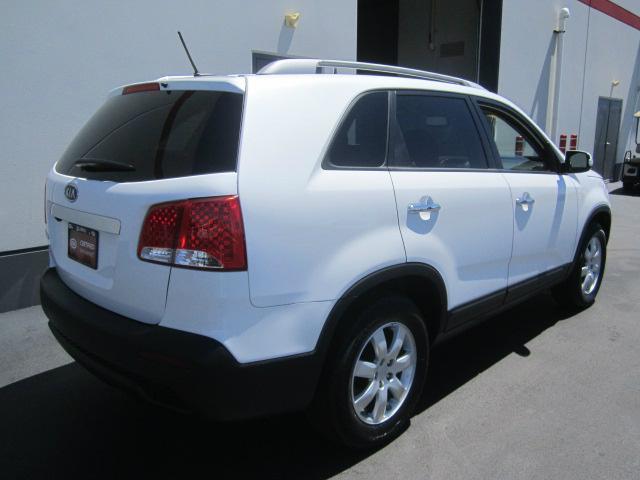 2011 Kia Sorento GLS Turbo Convertible 2D