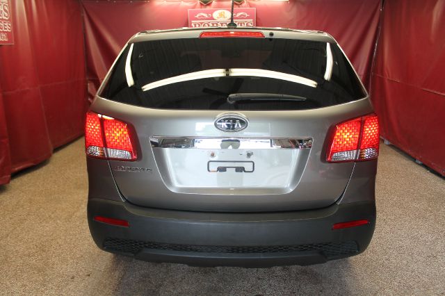 2011 Kia Sorento Elk Conversion Van