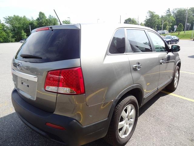 2011 Kia Sorento Elk Conversion Van