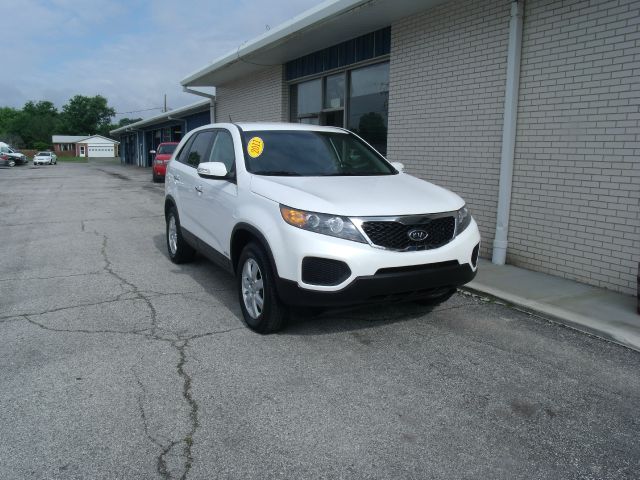 2011 Kia Sorento LS Truck