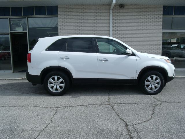 2011 Kia Sorento LS Truck