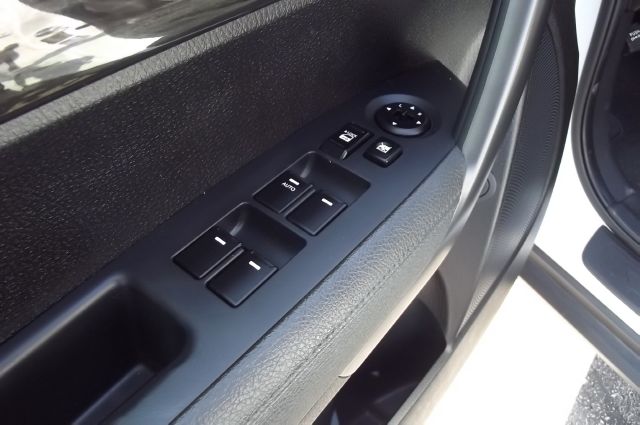 2011 Kia Sorento 4x4 Styleside Lariat