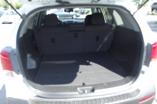 2011 Kia Sorento 4x4 Styleside Lariat