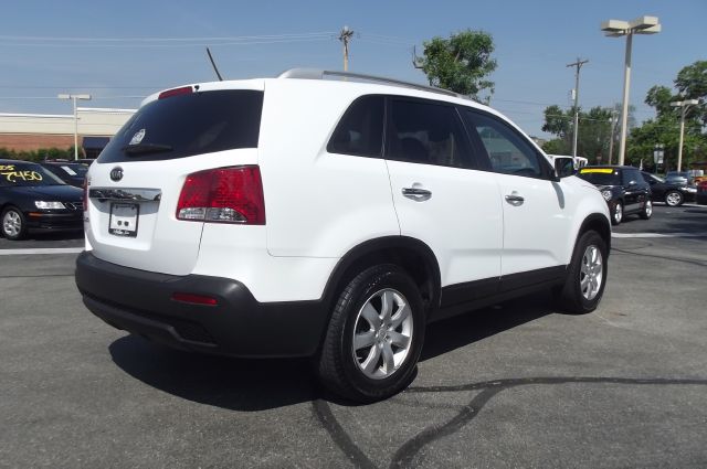 2011 Kia Sorento 4x4 Styleside Lariat