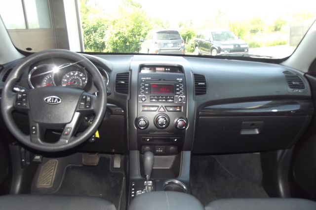 2011 Kia Sorento 4x4 Styleside Lariat