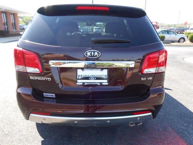 2011 Kia Sorento AWD, REAR DVD, Navigation, 3RD ROW, Mem/heat Seats