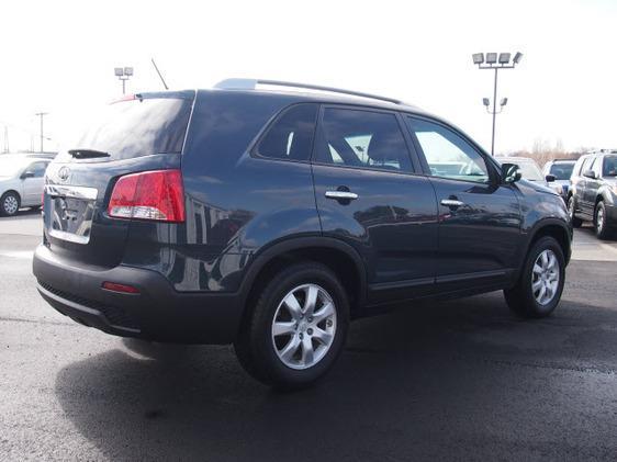 2011 Kia Sorento 4x4 Styleside Lariat