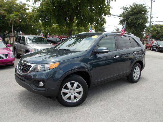 2011 Kia Sorento 4x4 Styleside Lariat