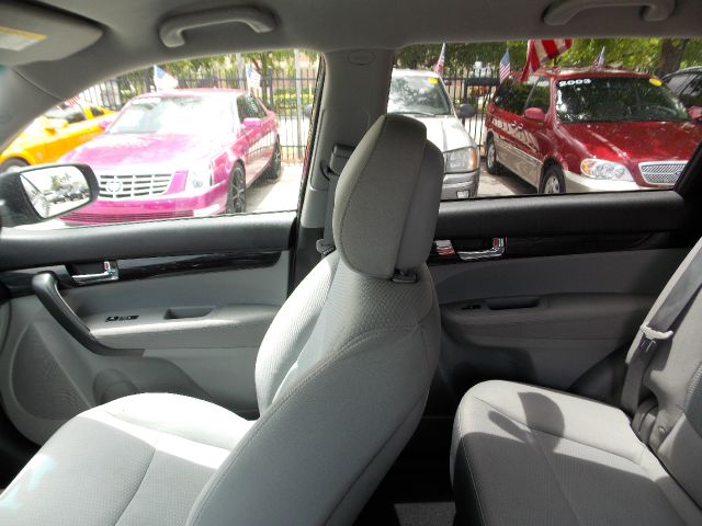 2011 Kia Sorento 4x4 Styleside Lariat