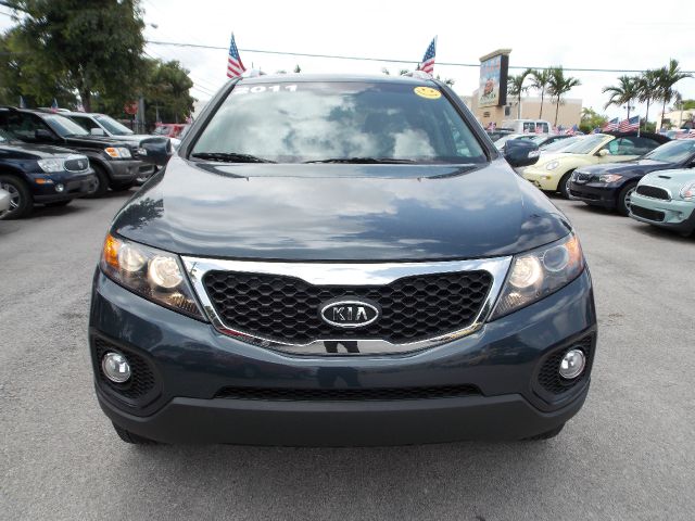 2011 Kia Sorento 4x4 Styleside Lariat