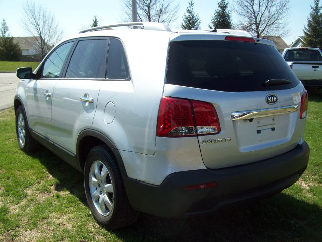 2011 Kia Sorento 4x4 Styleside Lariat