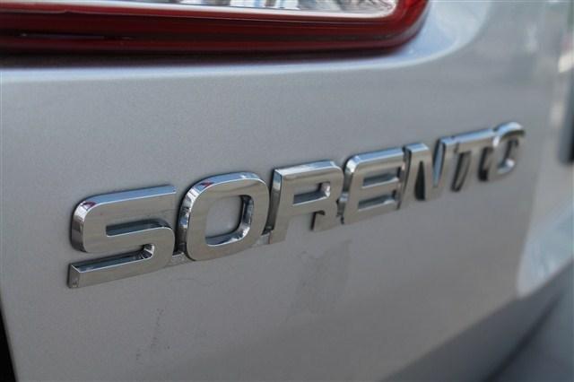 2011 Kia Sorento Elk Conversion Van